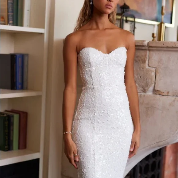 V. Chapman Betty Dress with Sequins - Picture 1 of 3